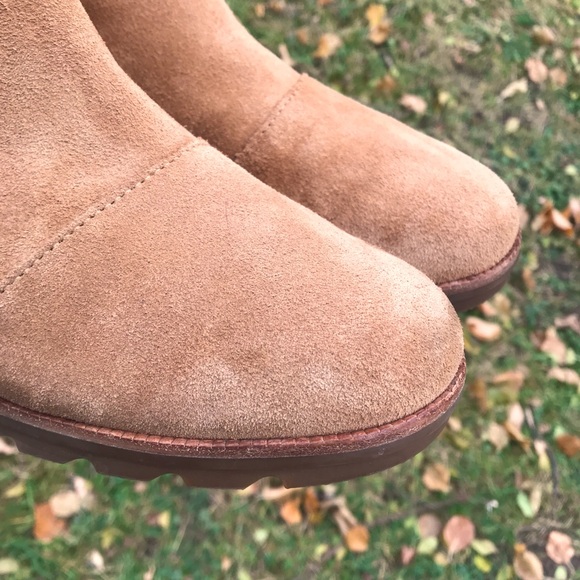 Sorel Suede Cate Heel Bootie Size 10 - Picture 3 of 9